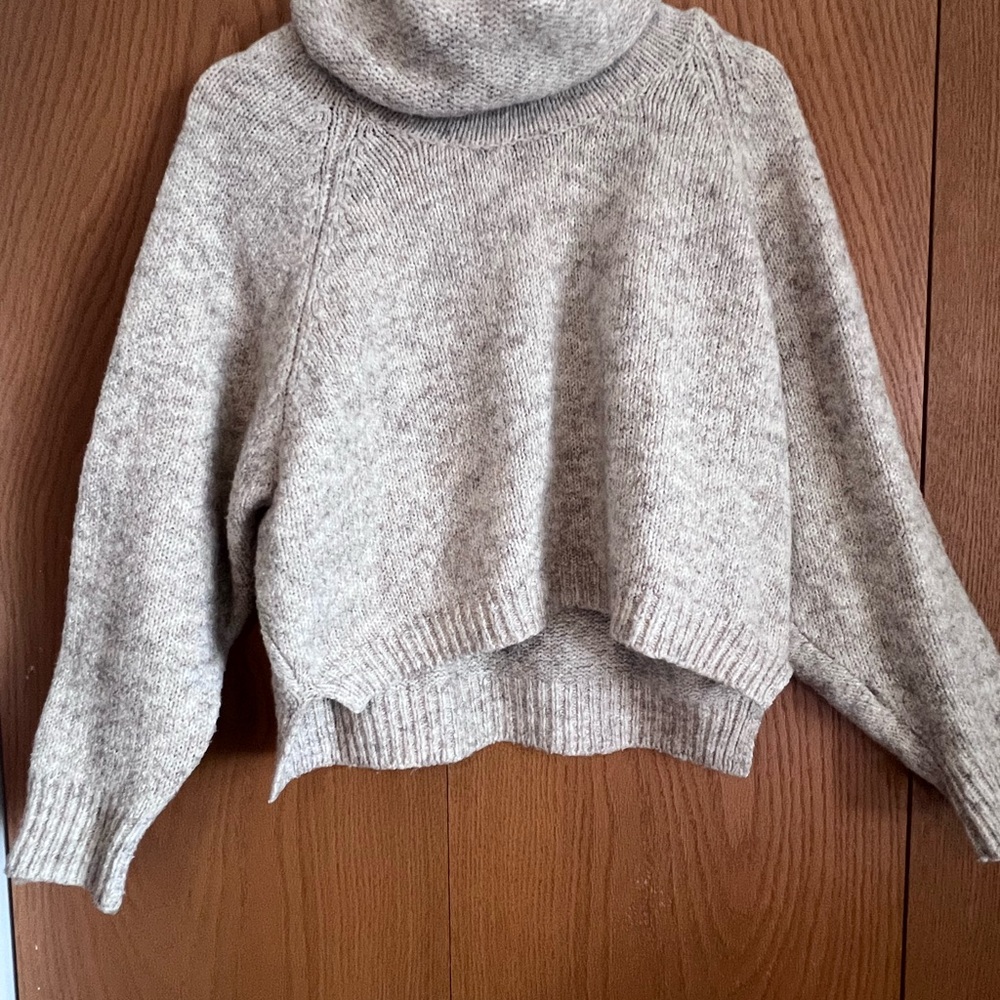 Sincerely Jules Heathered Gray Cowl Neck Sweater